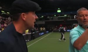 脾气还是那么爆！英媒：特里在国王联赛中与克拉滕伯格激烈争吵