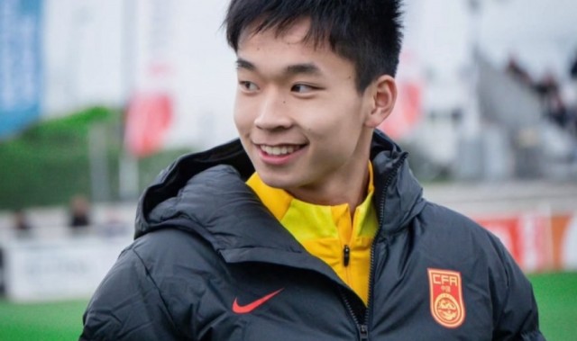 PG电子-博主：黄子杰在欧罗巴U19B队注册，将战加泰罗尼亚U19优选联赛