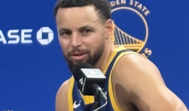 PG试玩-库里：开局慢热投不进无需纠结 防守稳住了局面&amp;巴特勒带队追分